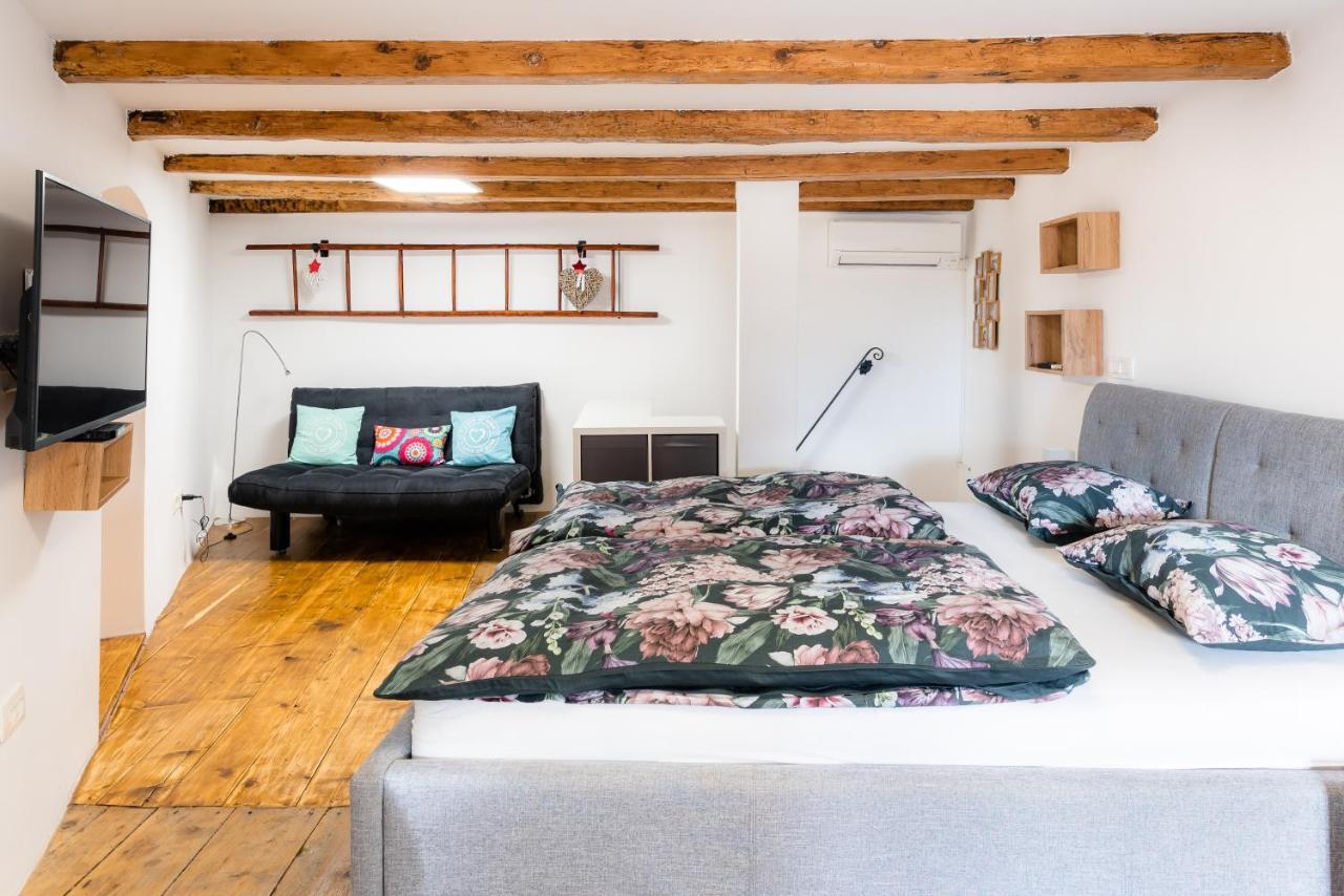 Irena Great For A Family With Free Parking And Ev Station Apartment