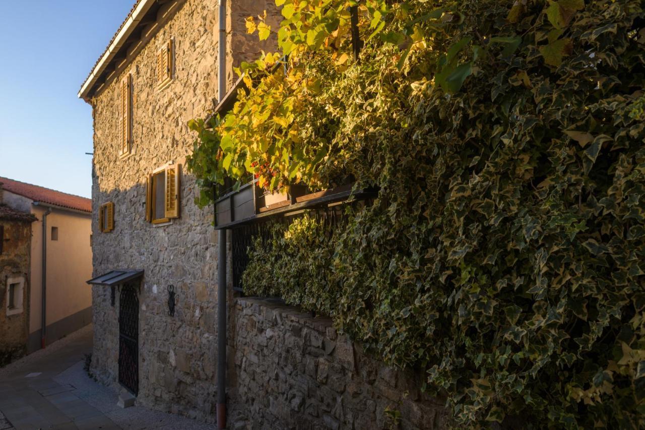 Irena Great For A Family With Free Parking And Ev Station Apartment